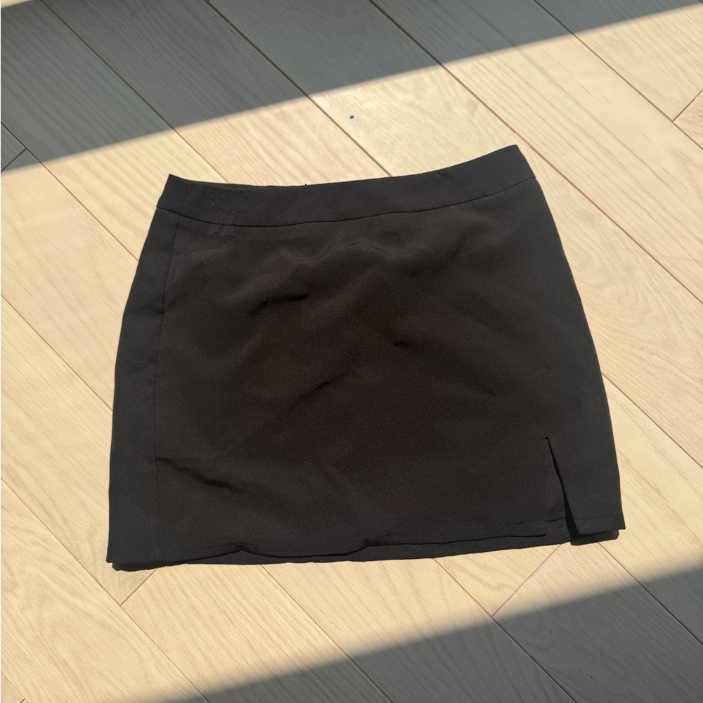 Classic Black Women's Mini Skirt